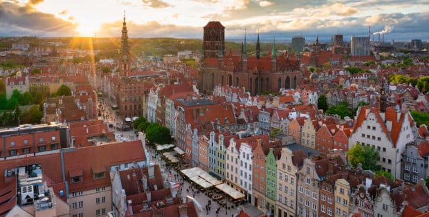Workation w Gdańsku – jak znaleźć odpowiedni hotel do pracy zdalnej i relaksu?