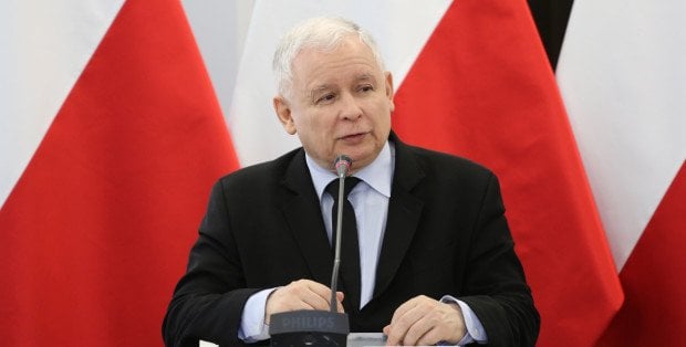 "Służy tym, którzy szkodzą naszej Ojczyźnie". Kaczyński komentuje rozłam w PiS
