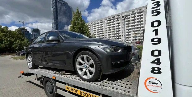 Laweta Warszawa – kiedy warto skorzystać z profesjonalnej pomocy drogowej?