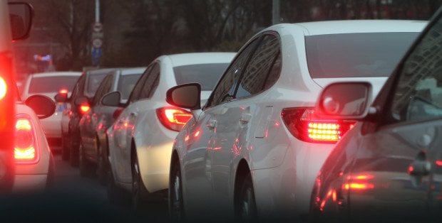 Kierowcy rozbijają się na zawrotce pod Warszawą. Policja chce zmian na S17