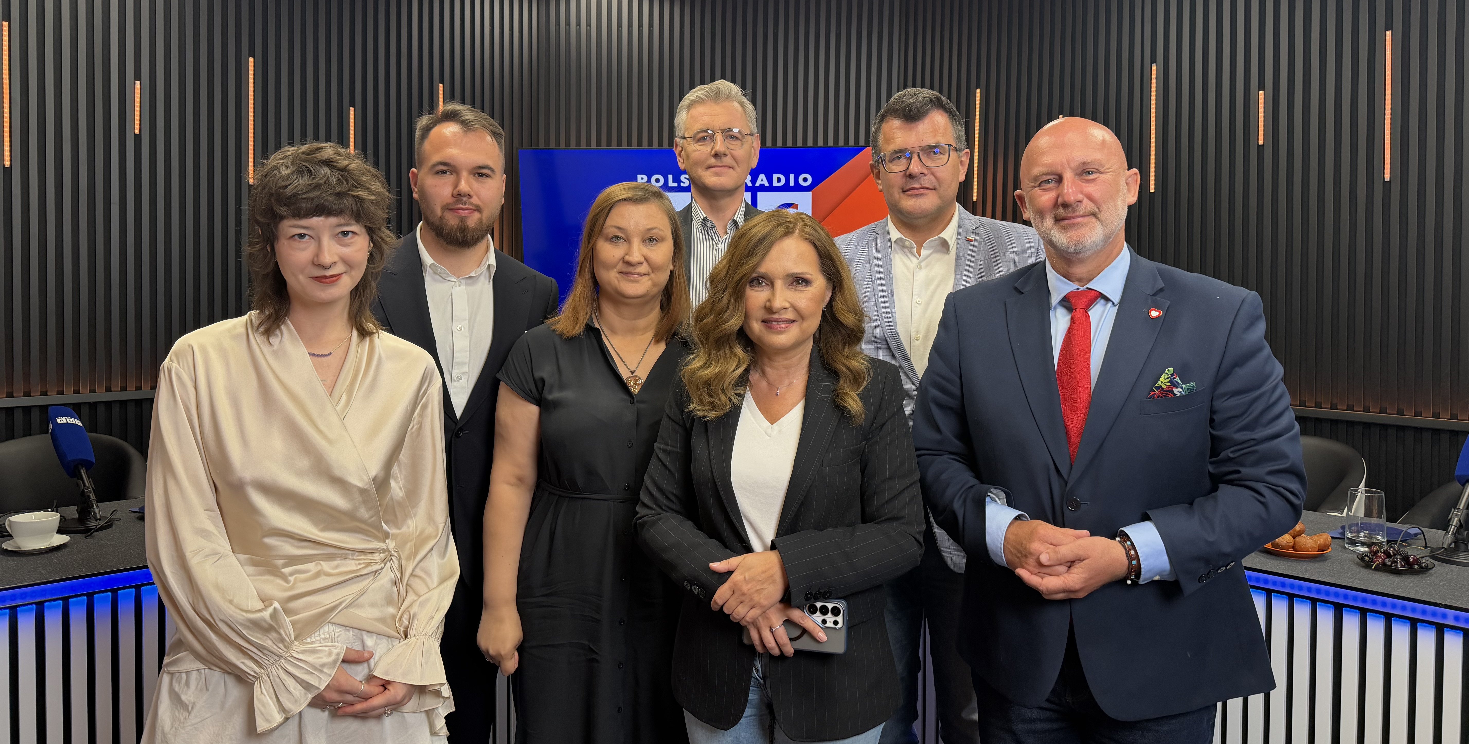 Żołnierze w cieniu polityków? Goście "Bez ogródek" dyskutowali o defiladzie wojskowej 2026
