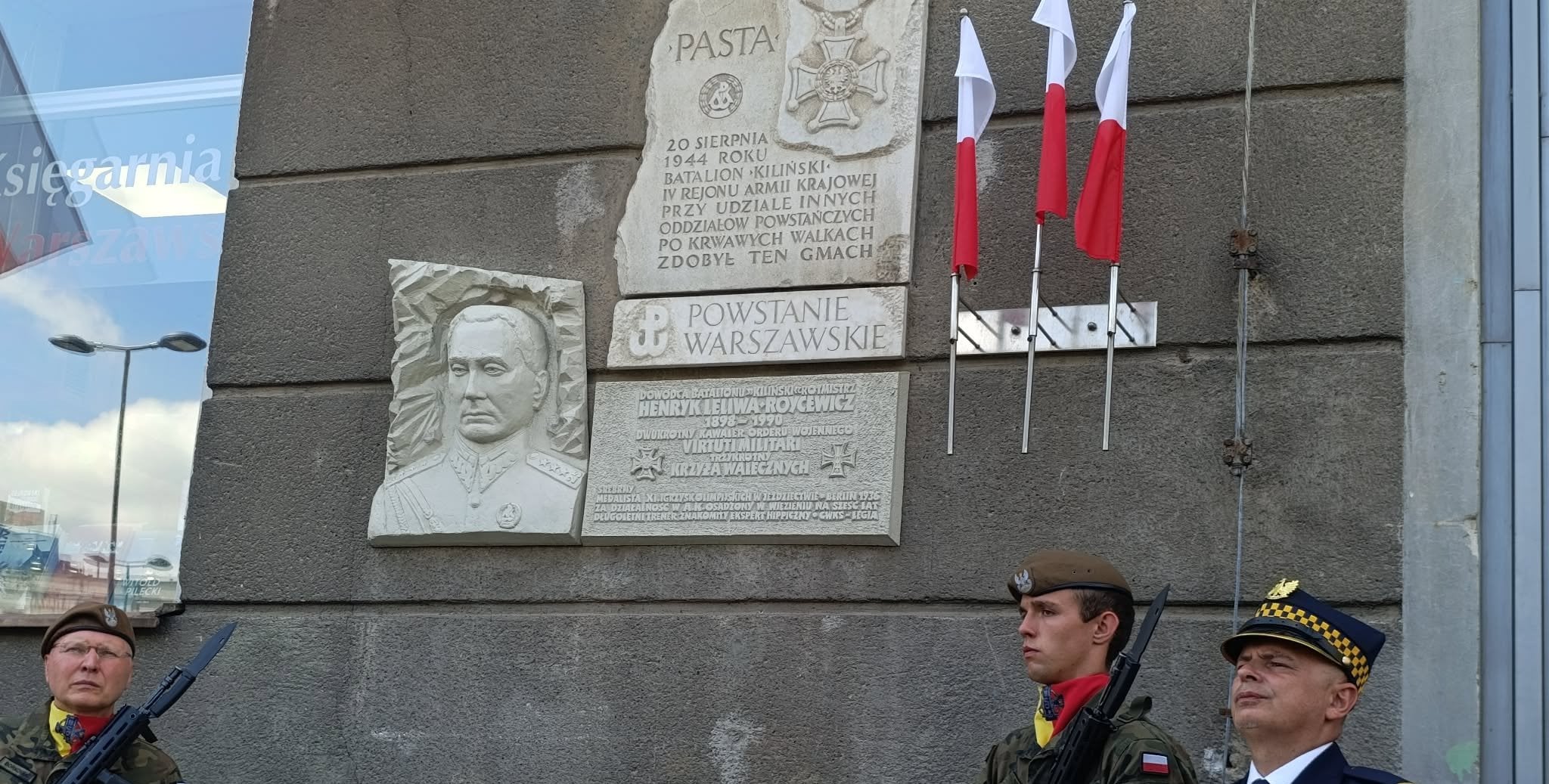Warszawa upamiętniła 82. rocznicę zdobycia PAST-y. "Jeden z najważniejszych epizodów Powstania"