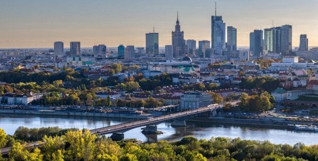 Tarasy widokowe z nieziemskim widokiem. Gdzie obejrzeć panoramę Warszawy?