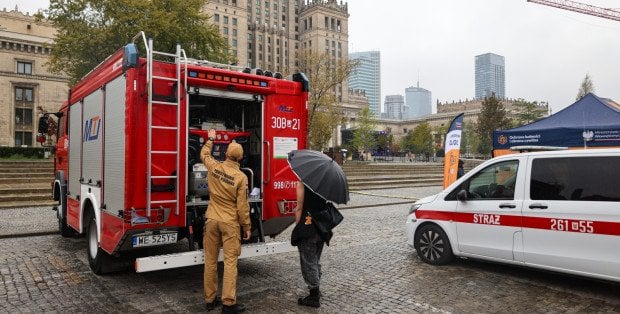 Służby na Placu Centralnym w Warszawie. Trwa Krajowy Trening Reagowania