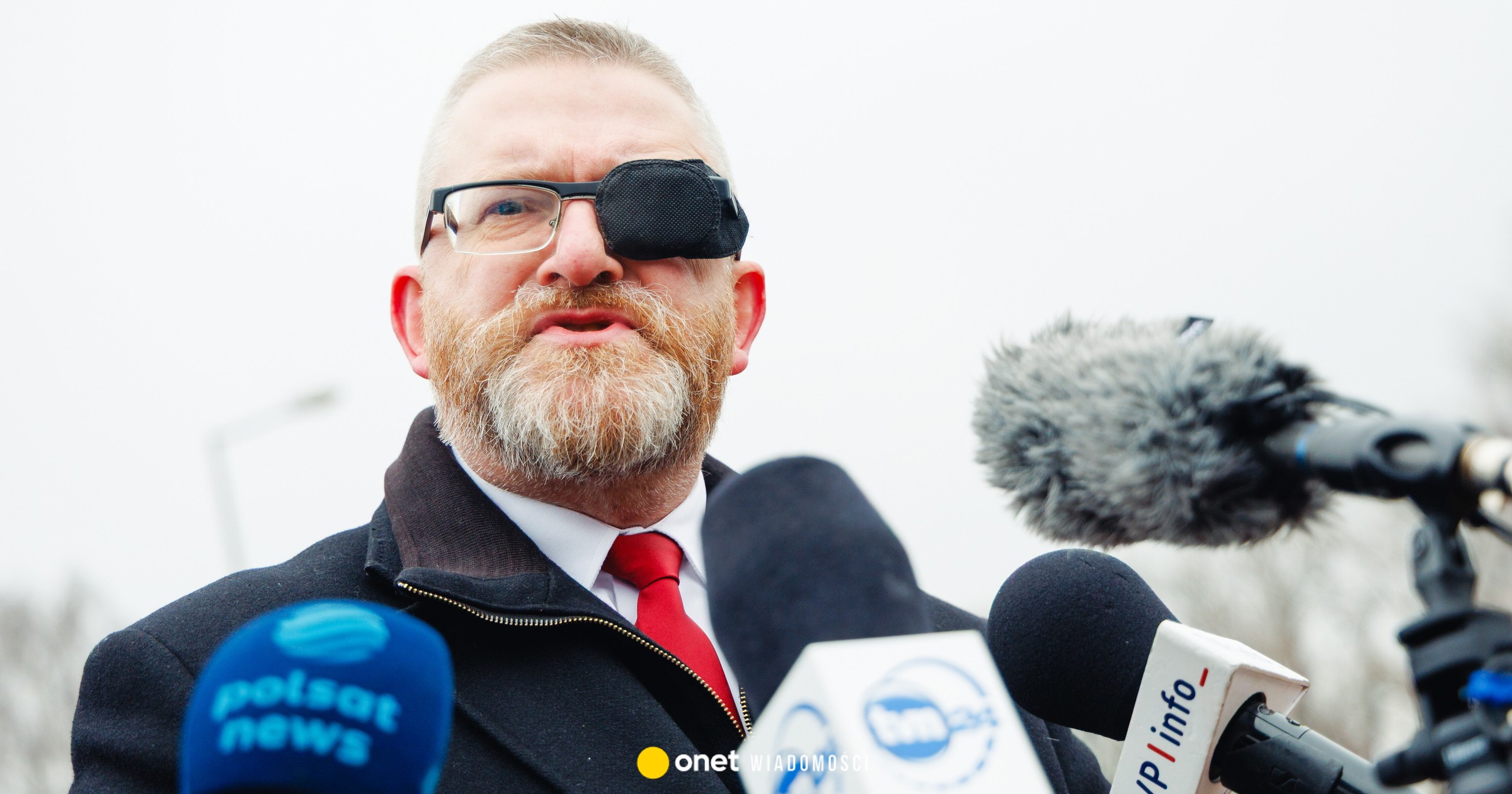 Rośnie poparcie Grzegorza Brauna, pięć ugrupowań w Sejmie. Tak chcą głosować Polacy