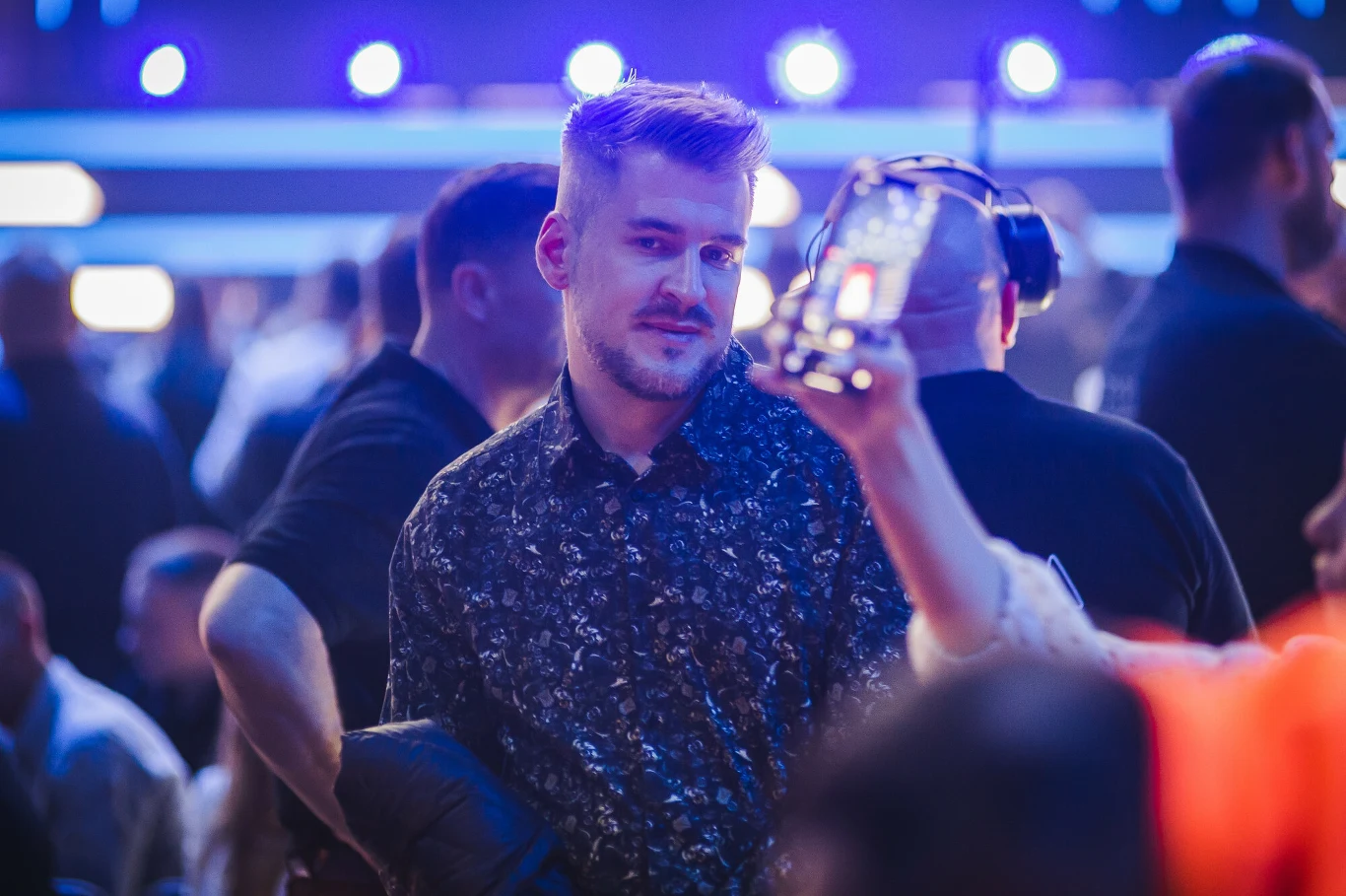 Historia kradzieży konta „Izaka” dobiegła końca. Oświadczenie komentatora