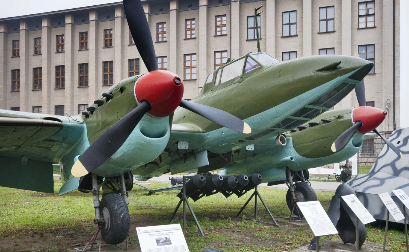 Historia w Interii: Samolot runął na Poznań. Pilot chciał ratować dzieci