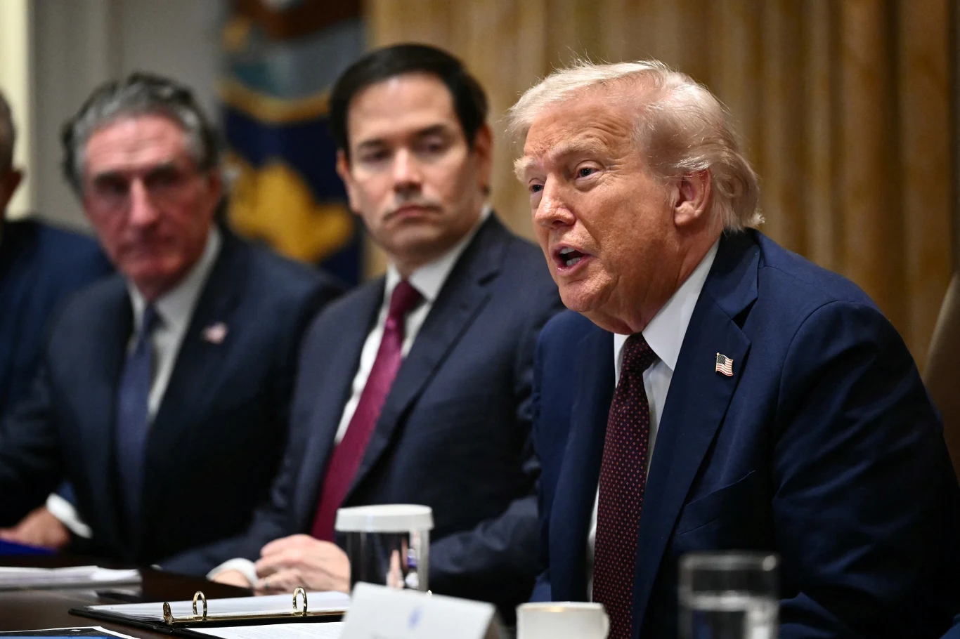 „Wykorzystać za wszelką cenę”. Trump i Netanjahu zwietrzyli dziejową szansę