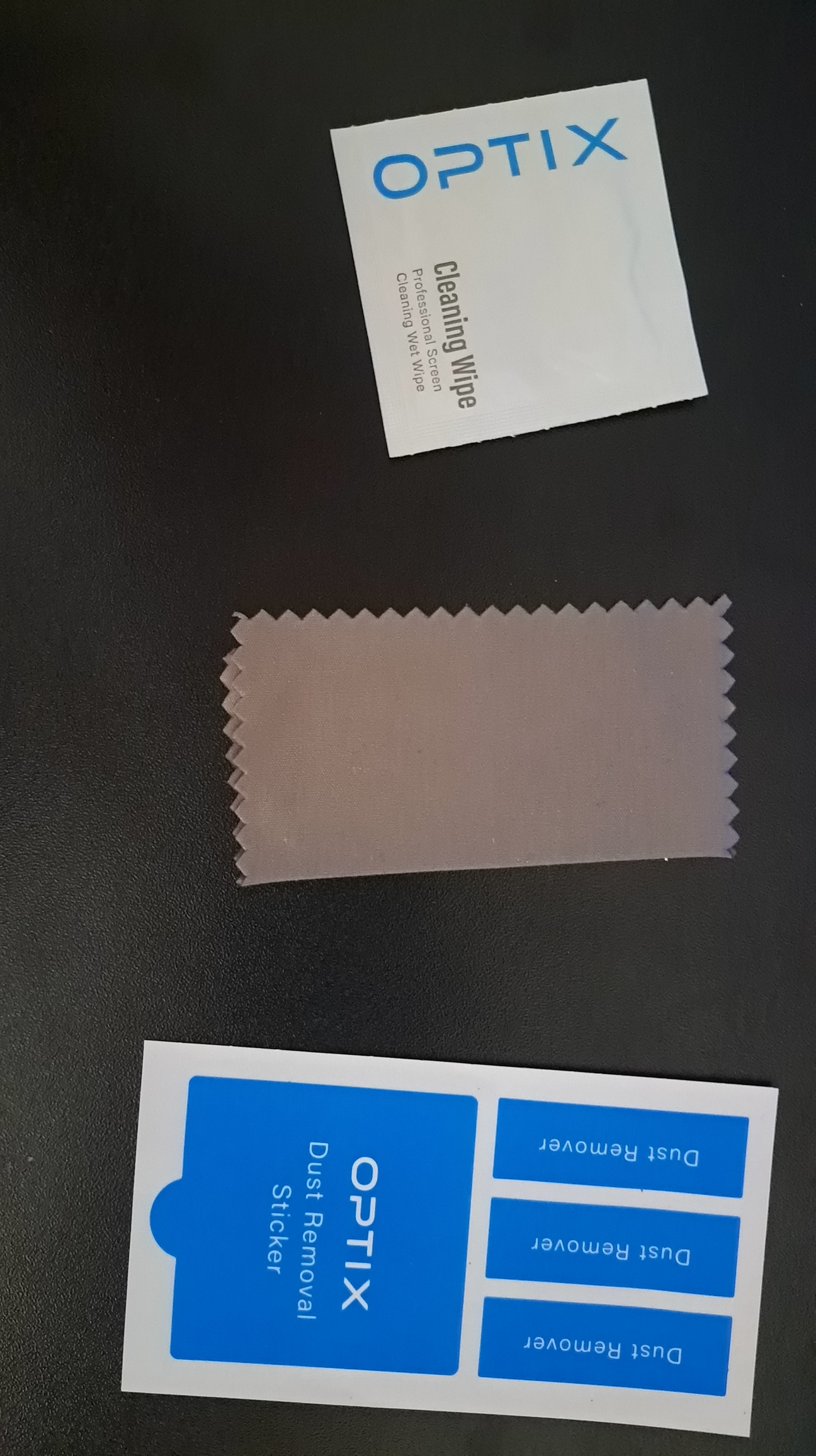 Zabezpiecz swojego Switcha 2 – test szkła hartowanego UNIQ Optix Matte i gripa UNIQ ByteArmor