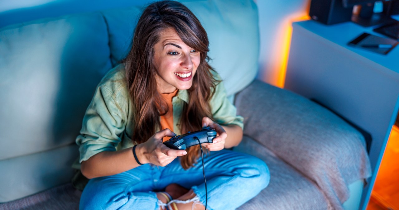 Counter-Strike, gaming disorder i miliardy dolarów – kto rządzi światem gier?