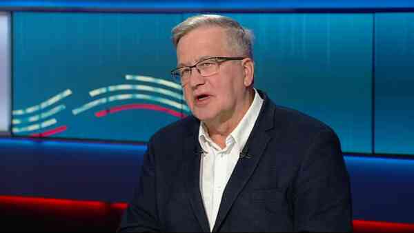 Ogromny pożar marketu na Pomorzu. „Jeśli możesz, zostań w domu”