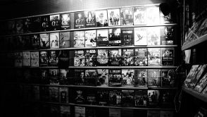 Tego nie ma na Netflix, Disney+ i inni. Dlatego uwielbiam DVD