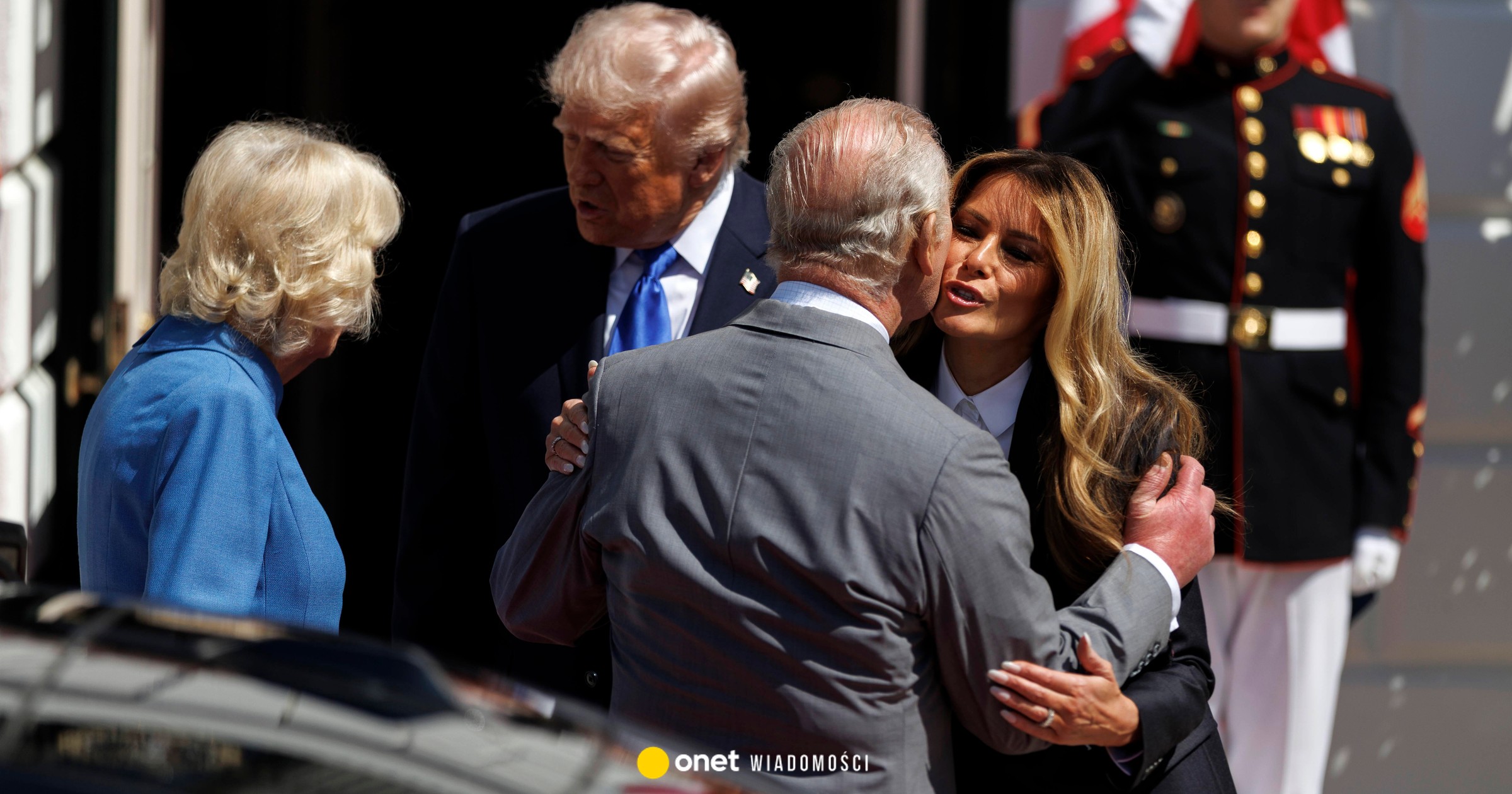 Donald Trump pożegnał króla Karola III. Wskazał na niego palcem