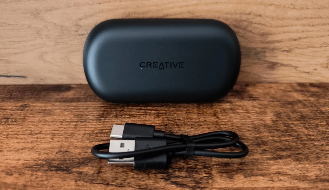 Creative Outlier GO – słuchawki open-ear z regulacją i odpornością na pot
