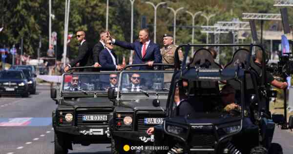 Trwa defilada wojskowa w Warszawie