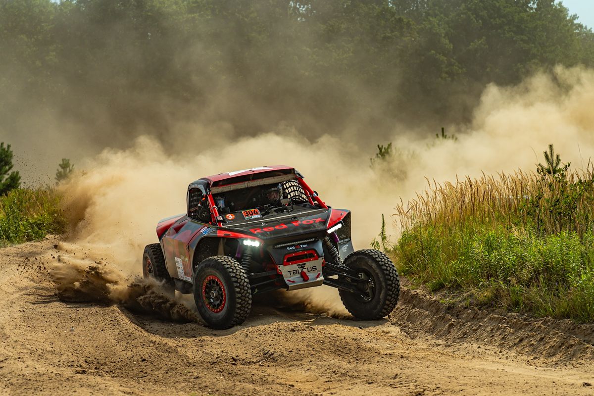 Dobry występ Red Fox Racing na AKPOL Baja Rally