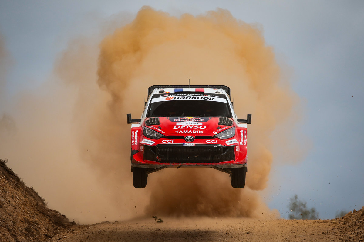 Ogier nowym liderem po dramatycznym piątku w Portugalii