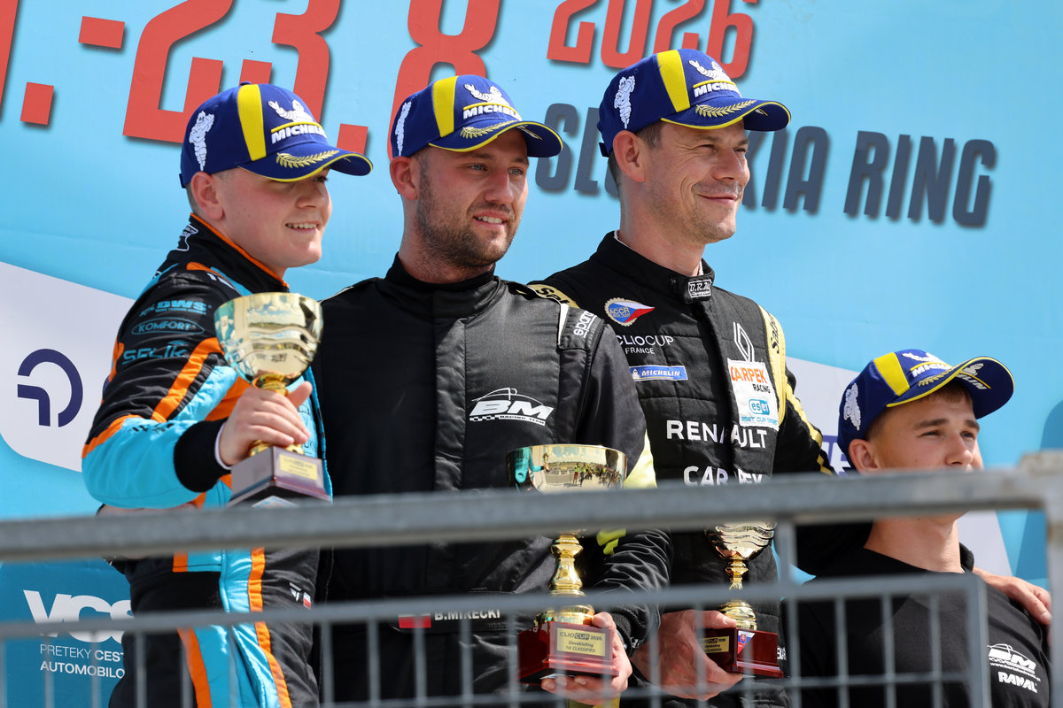 Polacy znów najlepsi w Clio Cup Bohemia