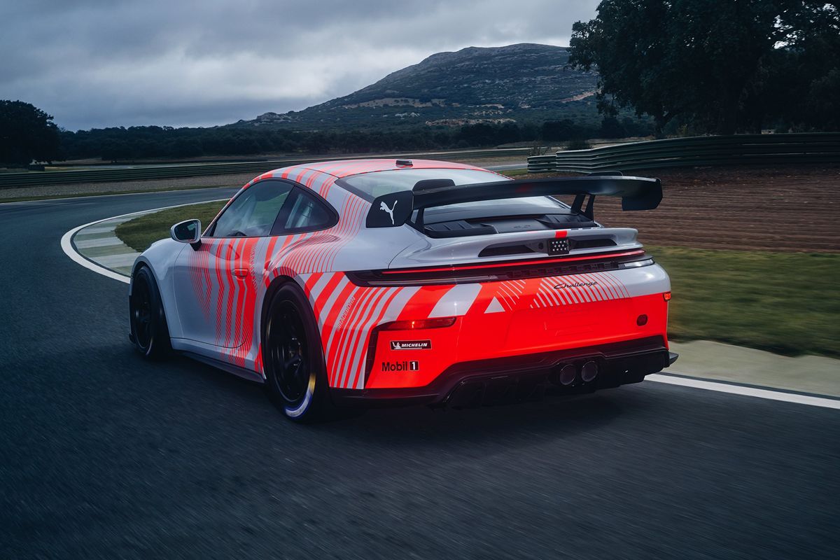 Porsche znalazło miejsce dla nowego samochodu wyścigowego. 911 Challenge ma być tańszym wejściem do motorsportu