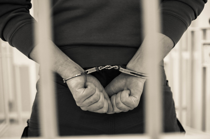 Tymczasowy areszt dla seryjnego złodzieja – okradał sklepy „Biedronka” w trzech województwach