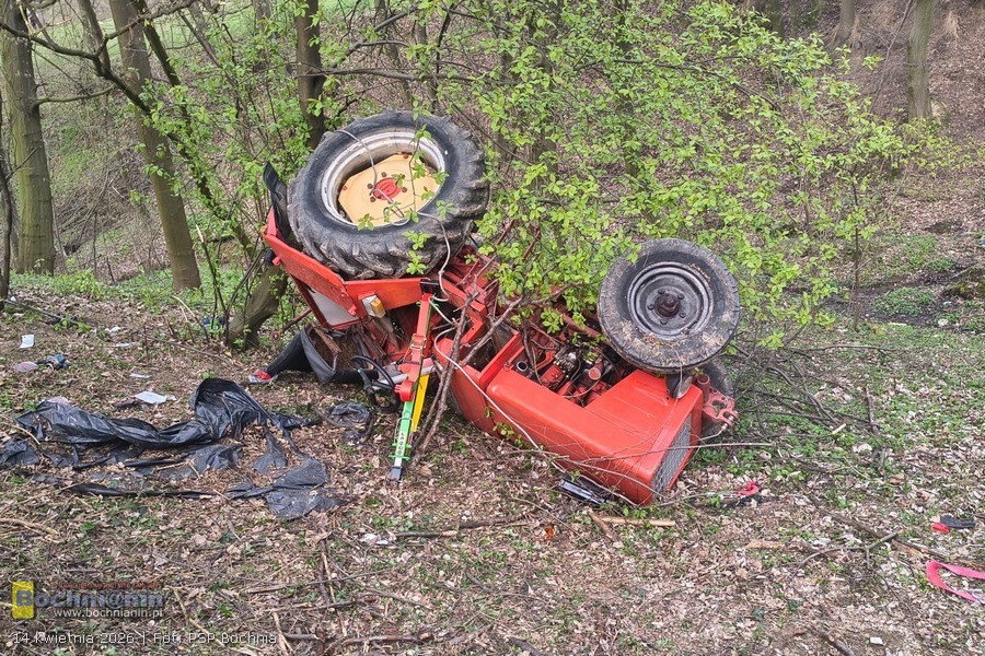 🔴 Wypadek podczas prac leśnych w Łąkcie Dolnej. Na miejscu lądował śmigłowiec LPR