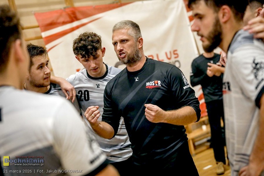 „Dobrze rokująca drużyna”. Trener Łukasz Gicala podsumował sezon II ligi piłki manualnej w Bochni