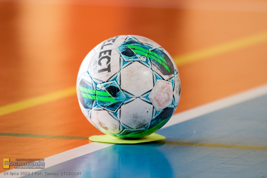 BSF wygrał z Futsalem Świecie. Hat-trick Sebastiana Leszczaka