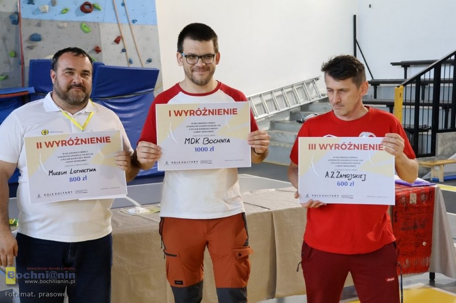 Bocheńscy modelarze najlepsi w zawodach w Niepołomicach