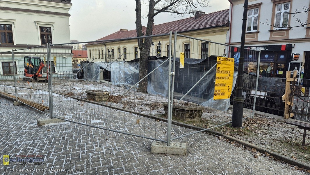 Bochnia i „nieuchwytny mur”. Parafia Św. Mikołaja musi zwrócić miastu otrzymaną dotację