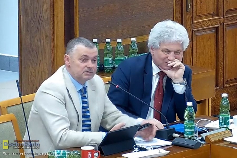 Bochnia. Nowy wiceprzewodniczący Rady w konflikcie z przepisami – musi z czegoś zrezygnować