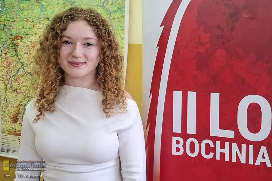 Uczennica II LO powalczy w ogólnopolskim finale olimpiady prawniczej