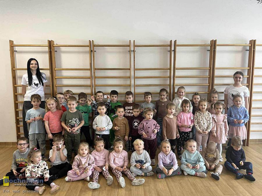 Bochnia. Uczennice I LO realizują projekt o wymieraniu gatunków