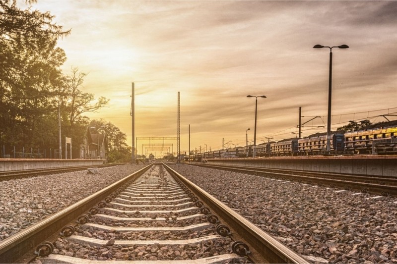 Nowa linia kolejowa Podłęże–Gdów. W terenie pojawią się ekipy, ruszy wycinka i inwentaryzacje budynków