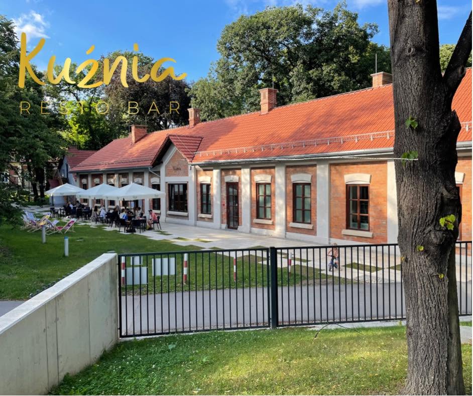 🔸 Kuźnia w sercu bocheńskich Plant. Nowe menu i wyjątkowe miejsce na rodzinne uroczystości