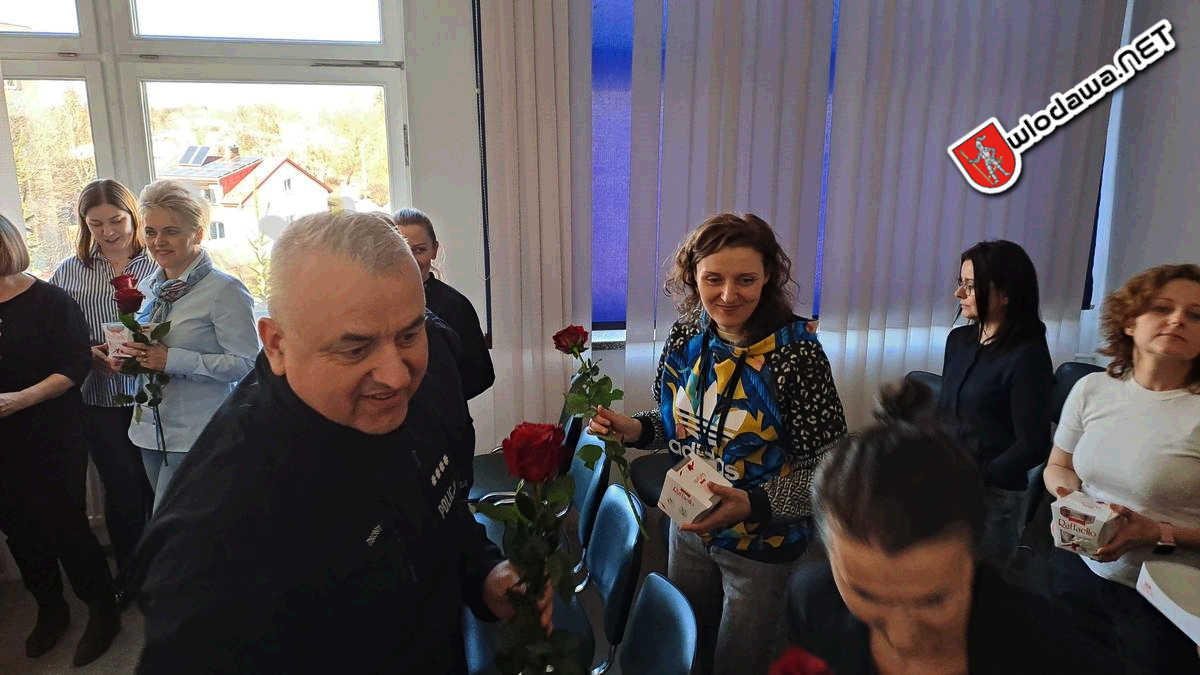 Włodawa na Sygnale: Dzień Kobiet we Włodawskim Komisariacie Policji