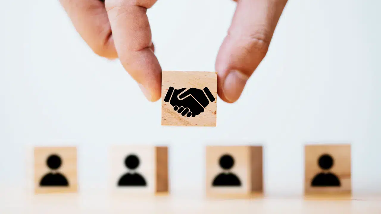 Spire Capital przejmuje Betasi: Nowy etap konsolidacji technologii hospitality