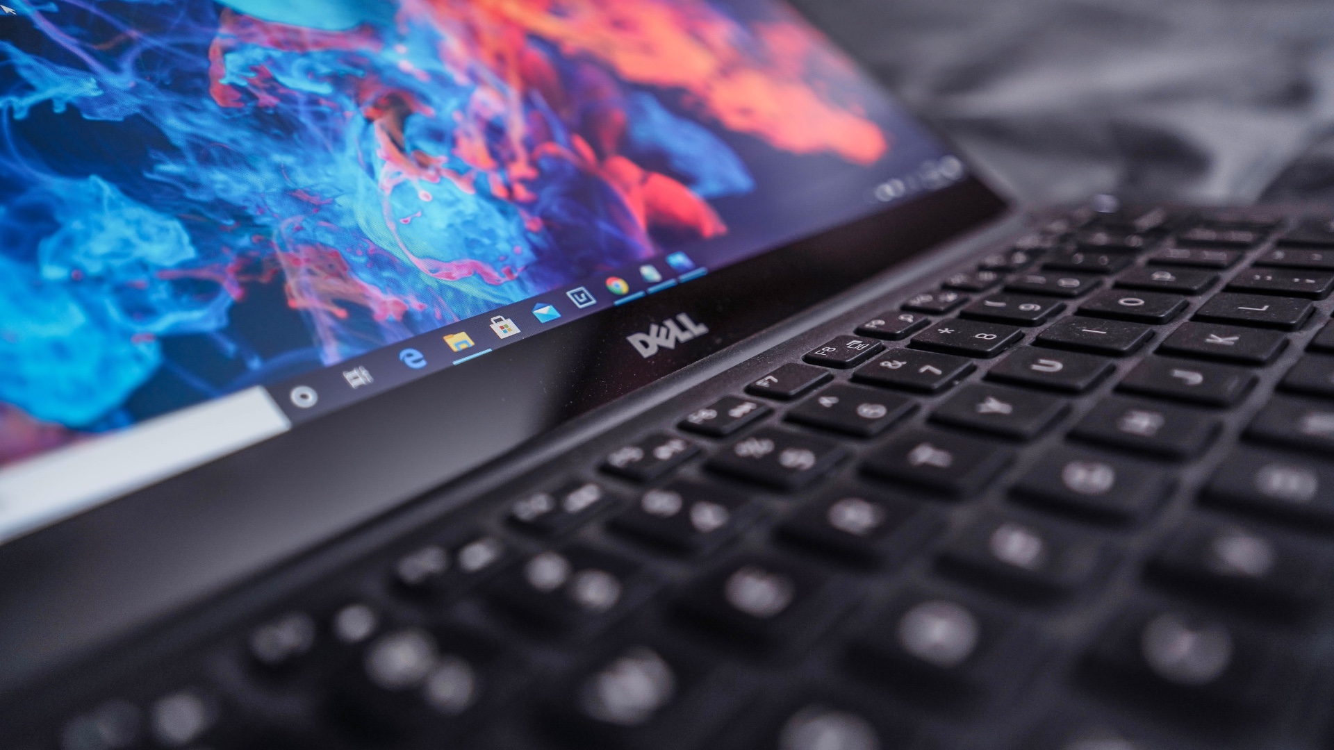 Pragmatyzm ponad politykę: Dlaczego giganci PC wybierają chiński DRAM?