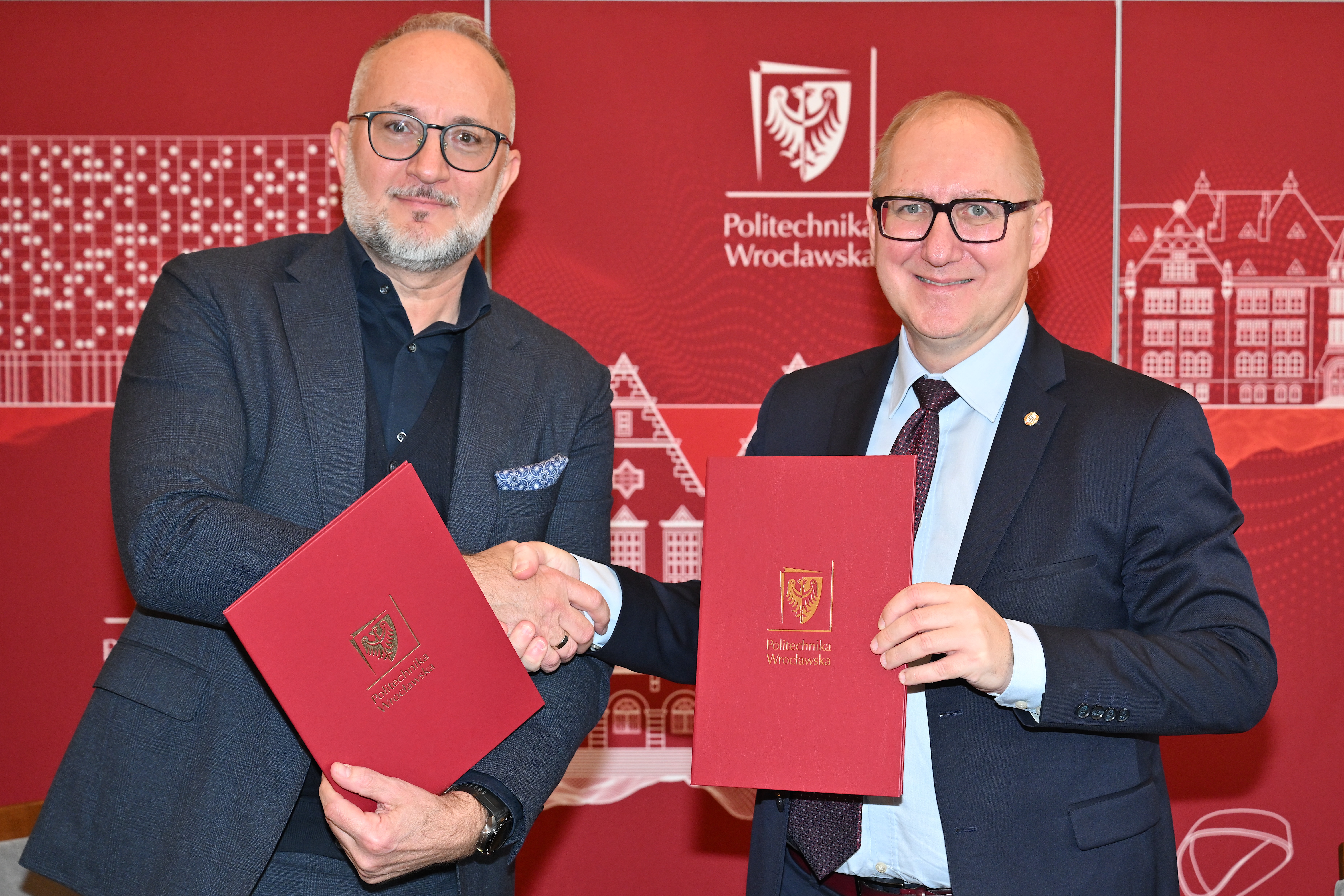 IBM i polskie uczelnie budują nowy model AI PLLuM