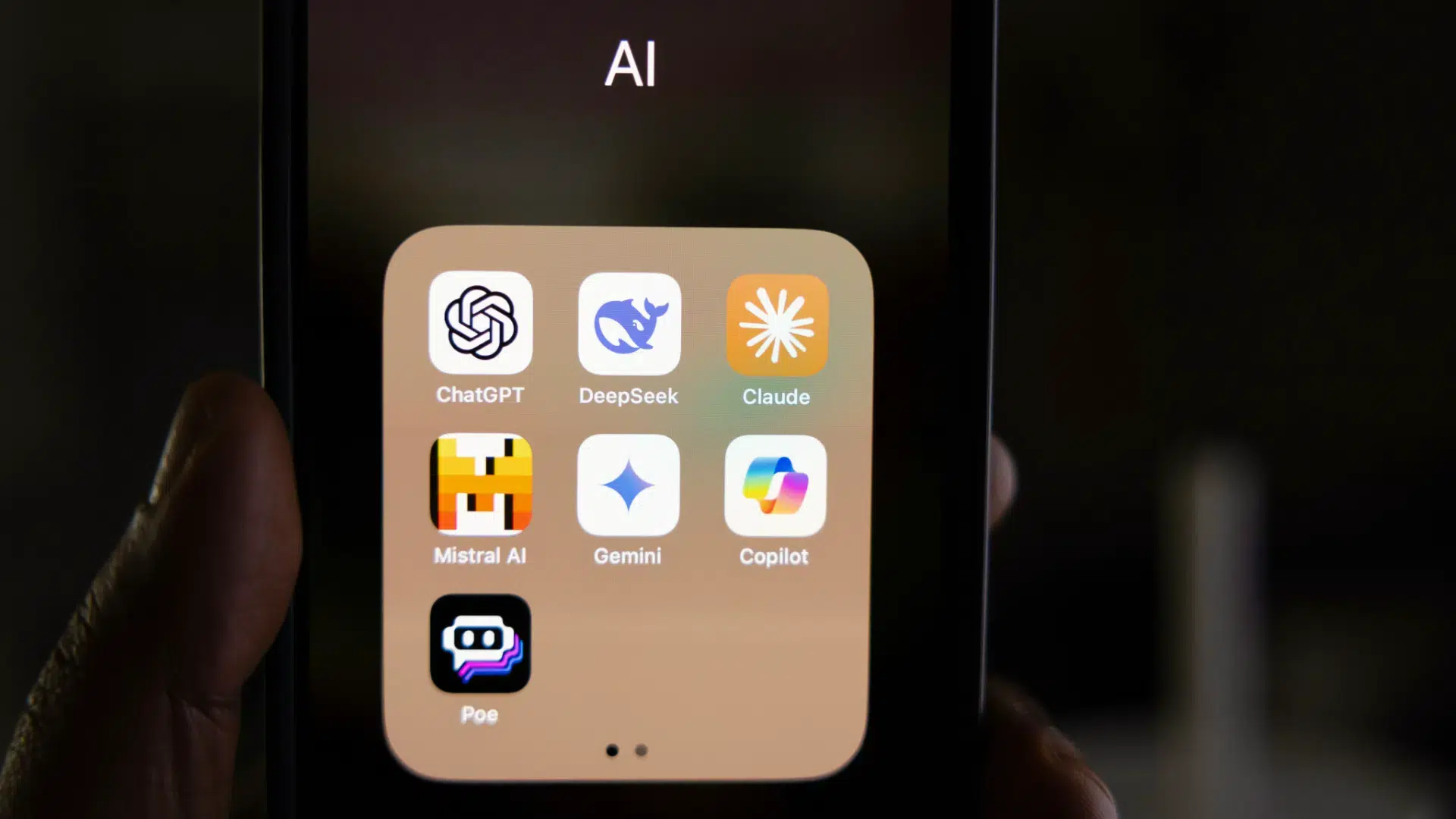 DeepSeek V4 stawia na chipy Huawei