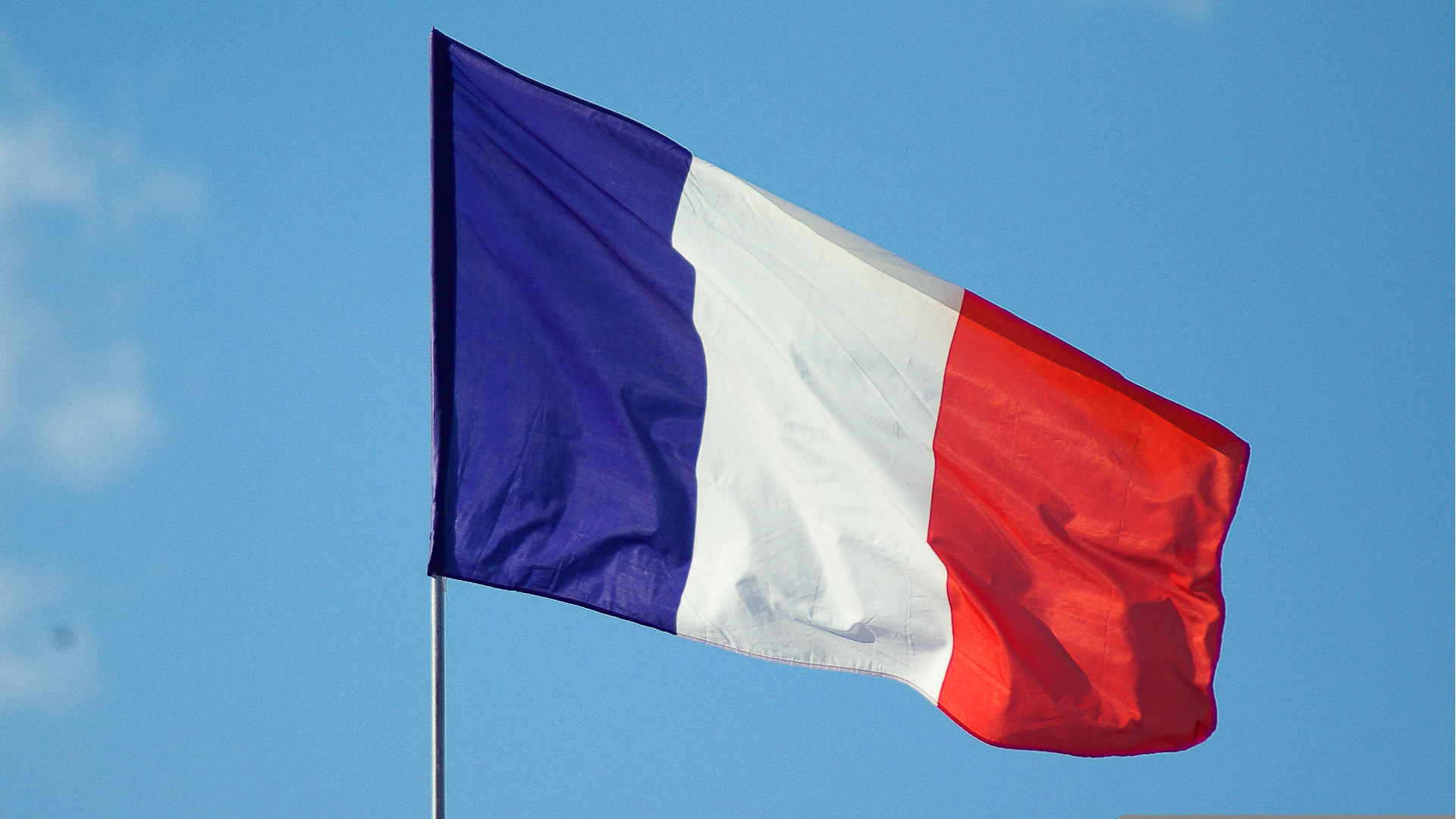Miliardy na komputery kwantowe. Wyścig USA i Francji