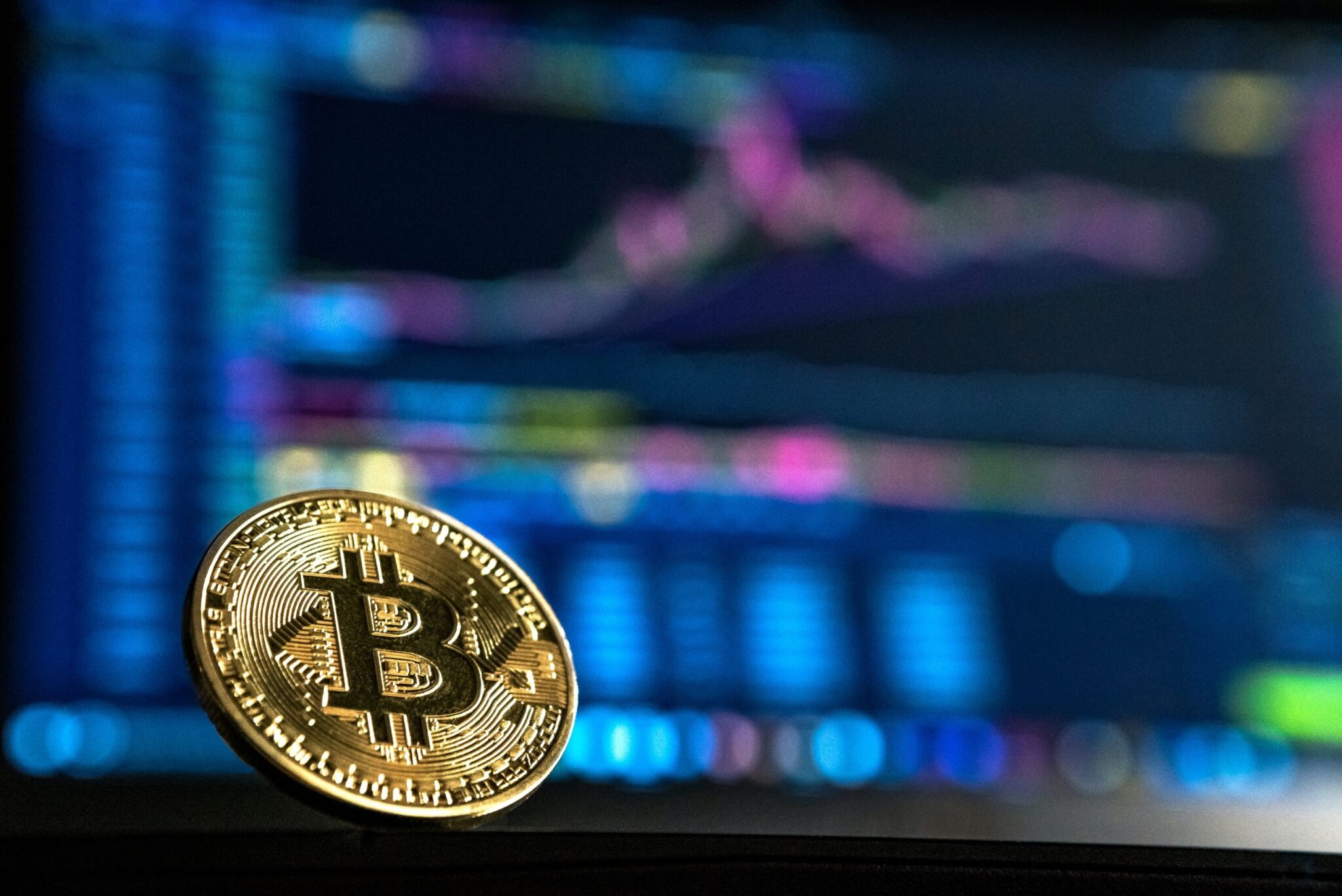 Niski kurs Bitcoina. Rynek kryptowalut przegrywa z AI