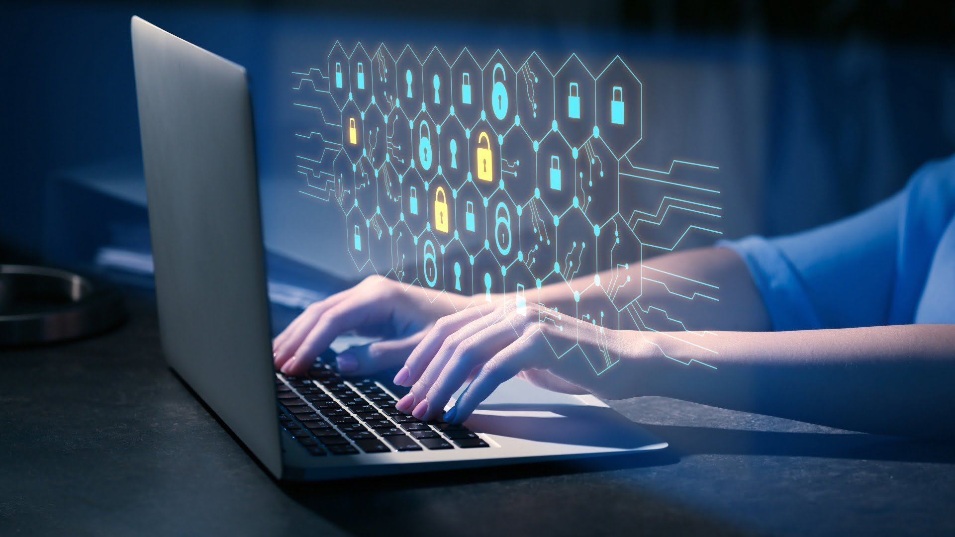 NIS2, ISO 27001, KSC i DORA w praktyce – jak eAuditor IAM porządkuje zarządzanie dostępami i tożsamościami?