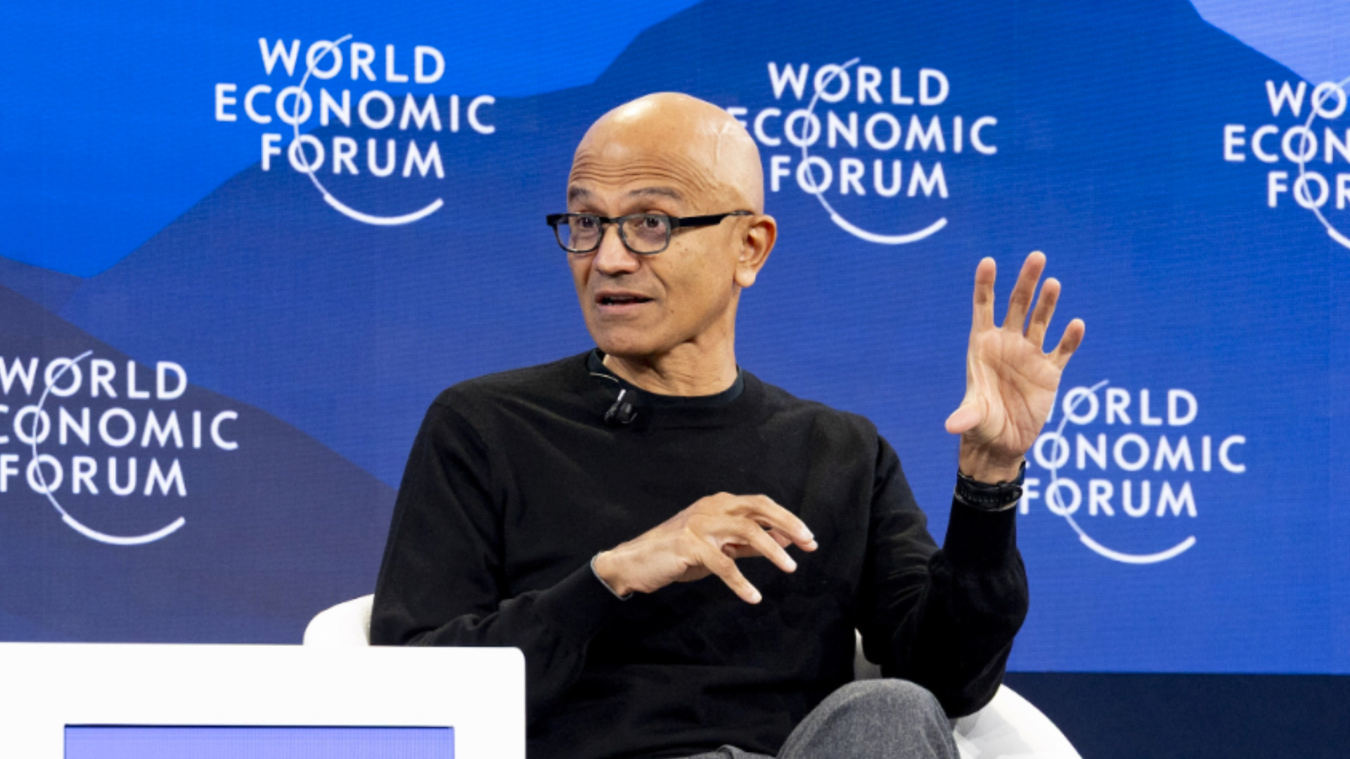 Nadella (Microsoft) ostrzega przed uzależnieniem firm od jednego dostawcy AI