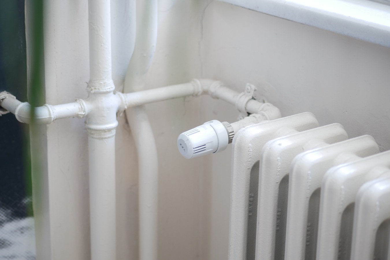 Czy może zamarznąć woda w bloku? Zbyt niskie temperatury to katastrofa dla instalacji