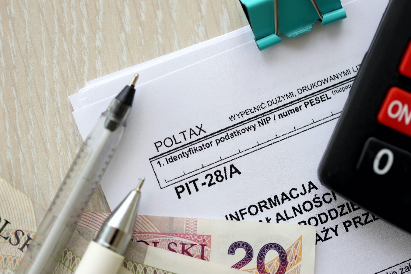 Jeden błąd i zwrot przepadnie. Sprawdź, jak dodać ulgę na dziecko w PIT bez pomyłek