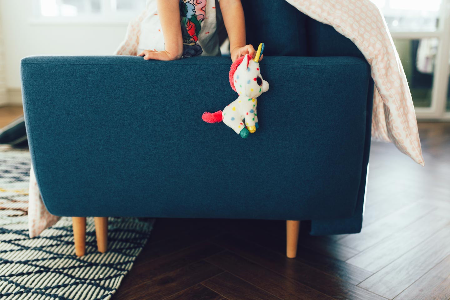 Sofa do pokoju dziecięcego – jak wybrać?