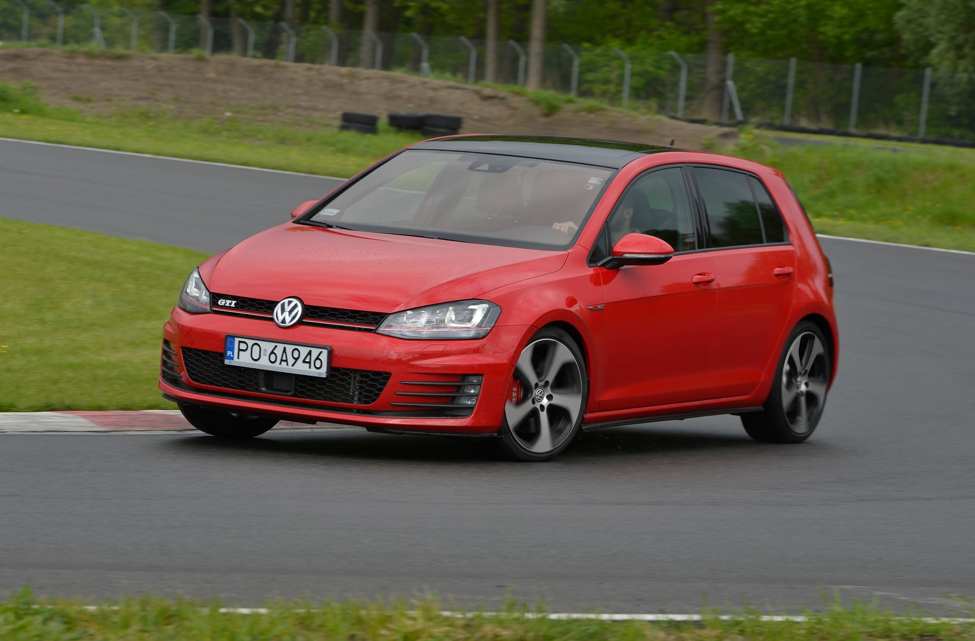 Najlepsze używane samochody z benzynowym silnikiem 2.0 TSI