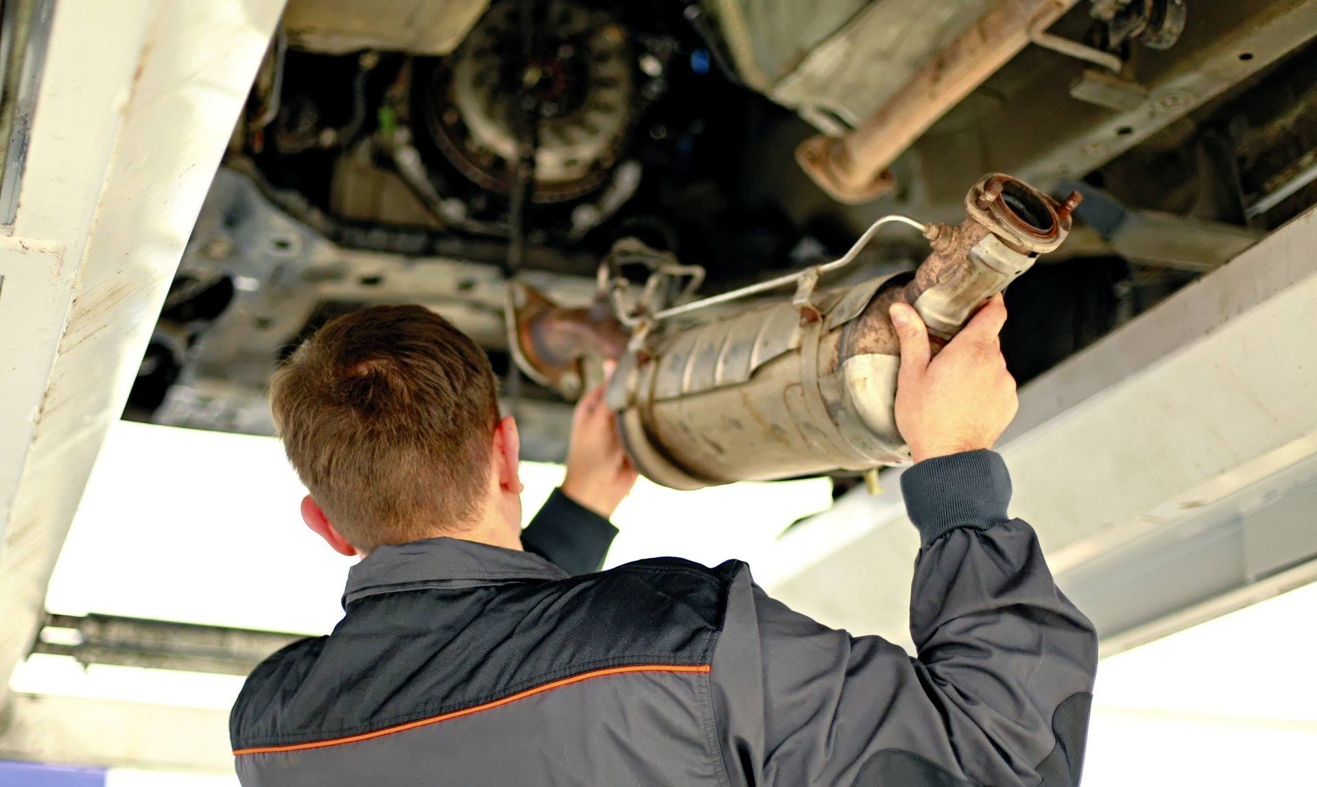 DPF i FAP – różnice, działanie i eksploatacja filtrów cząstek stałych