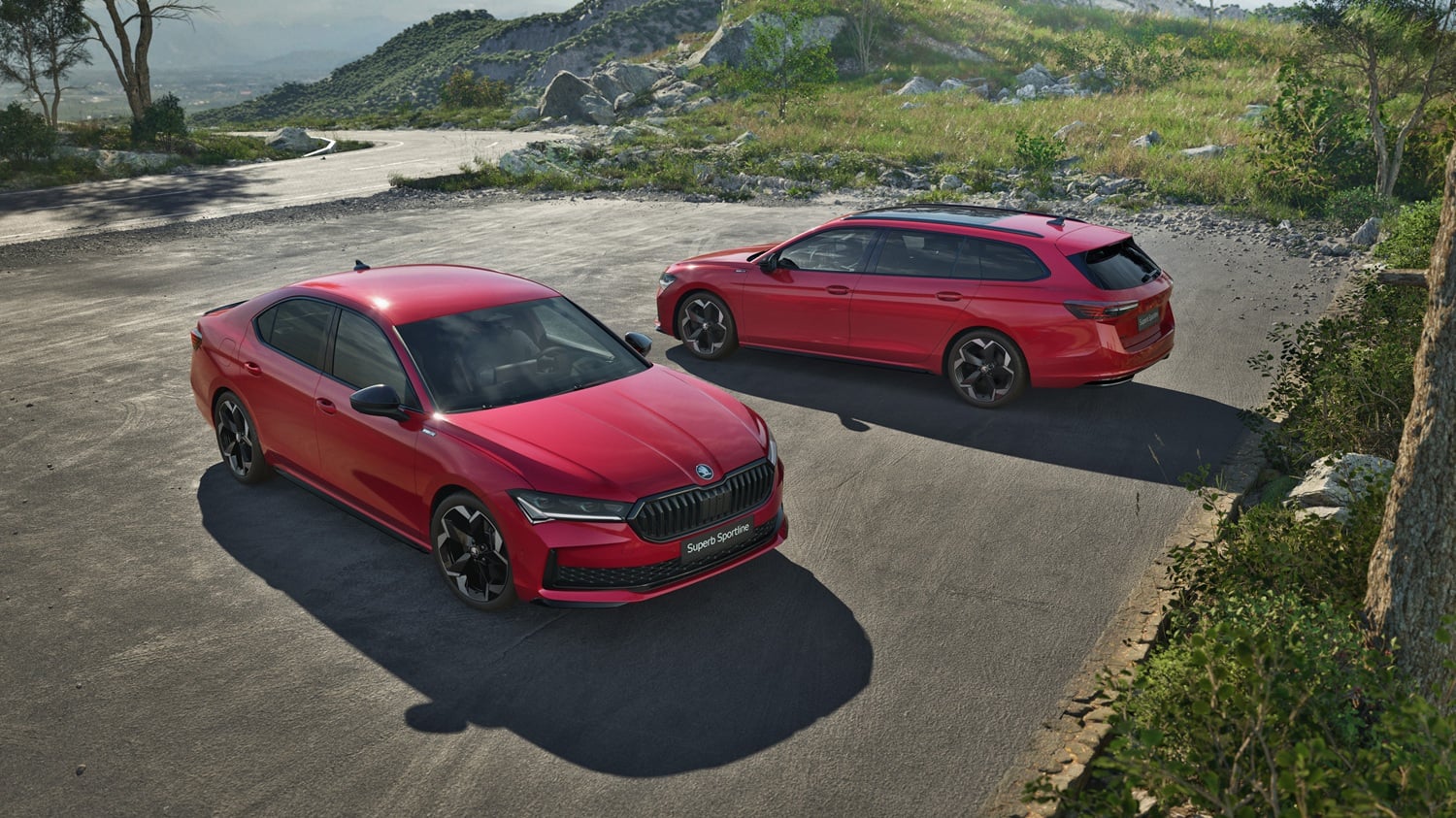 Skoda Superb z nowościami w ofercie: wersja Drive Business i pakiet Sportline Tech. Ile to kosztuje?