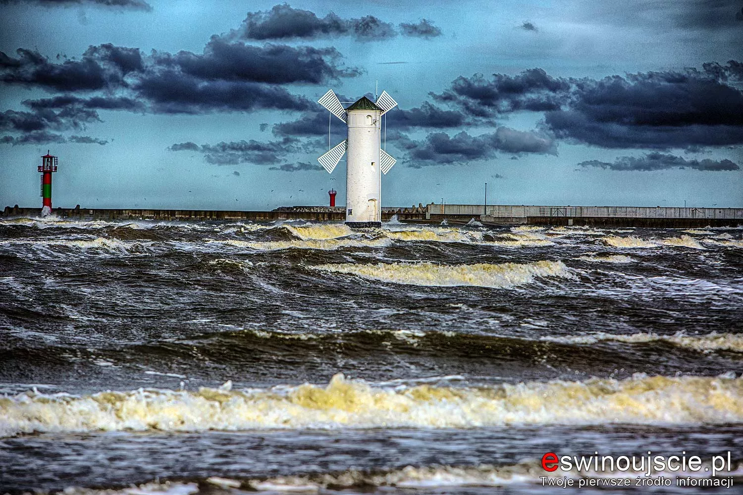 Silny wiatr na wybrzeżu. IMGW wydał ostrzeżenie dla części woj. zachodniopomorskiego